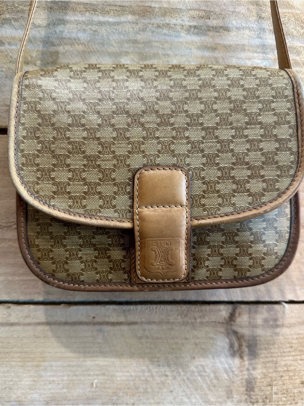 CELINE Tan Woven Crossbody Bag - Classic Women's Shoulder 👛